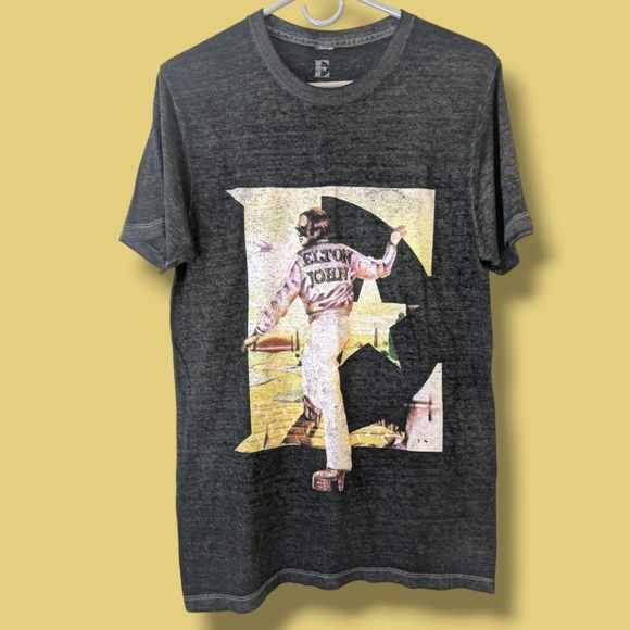 Elton John Farewell Yellow Brick Road Tour 2019 Graphic T-Shirt Artist Merch - Picture 1 of 8